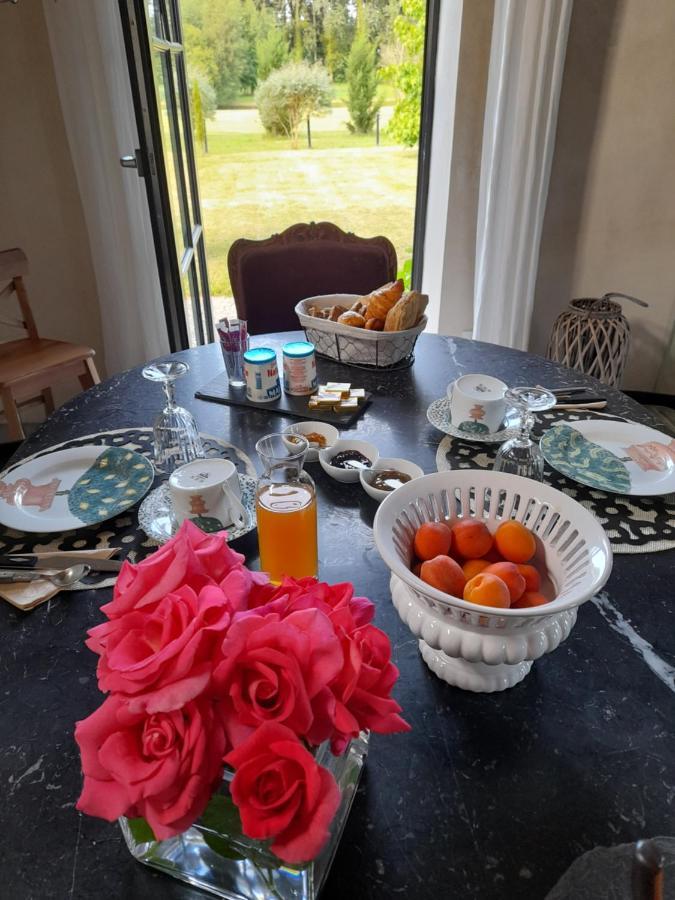 La Sellerie Bed & Breakfast Romagne  ภายนอก รูปภาพ