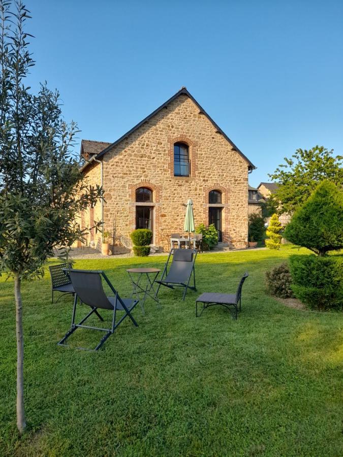 La Sellerie Bed & Breakfast Romagne  ภายนอก รูปภาพ