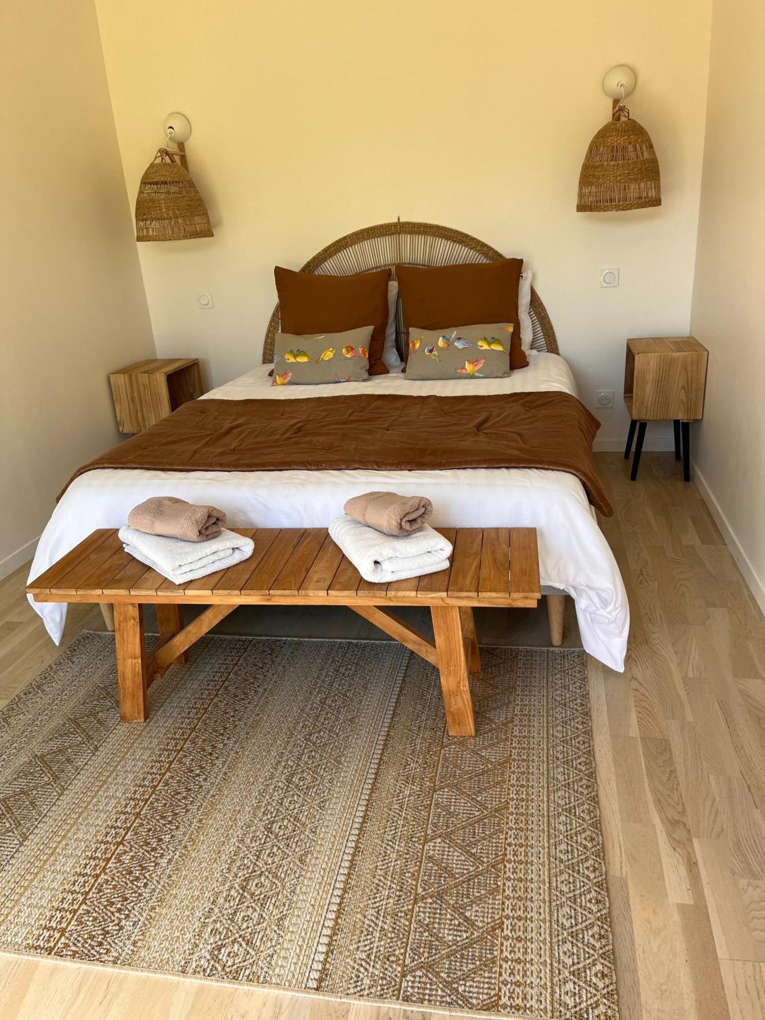 La Sellerie Bed & Breakfast Romagne  ภายนอก รูปภาพ