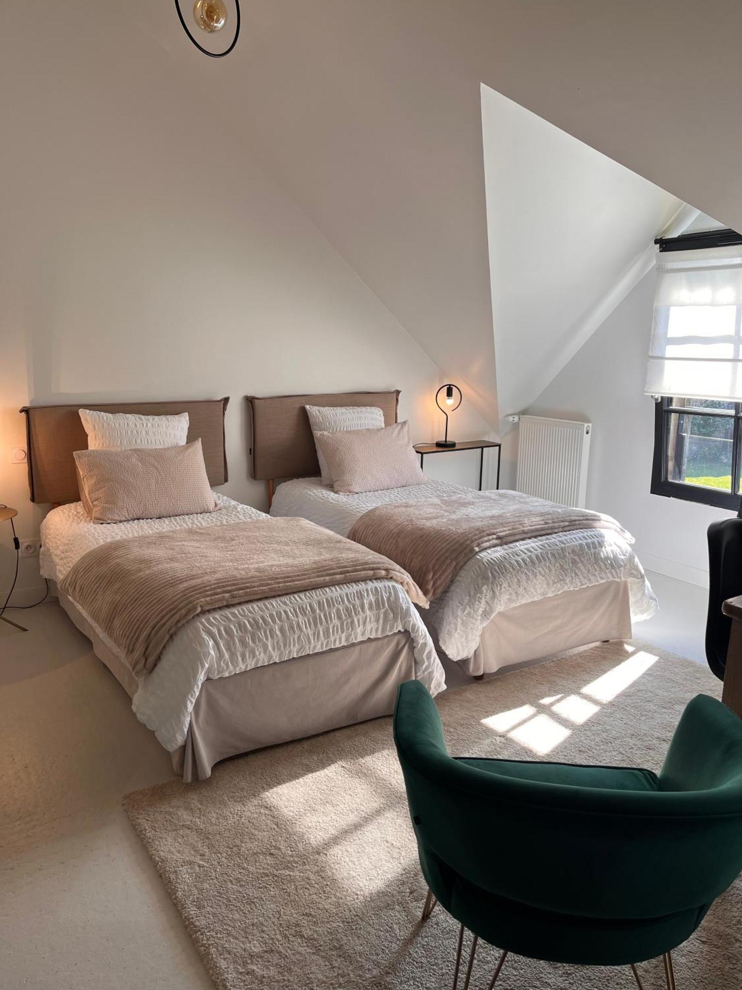 La Sellerie Bed & Breakfast Romagne  ภายนอก รูปภาพ